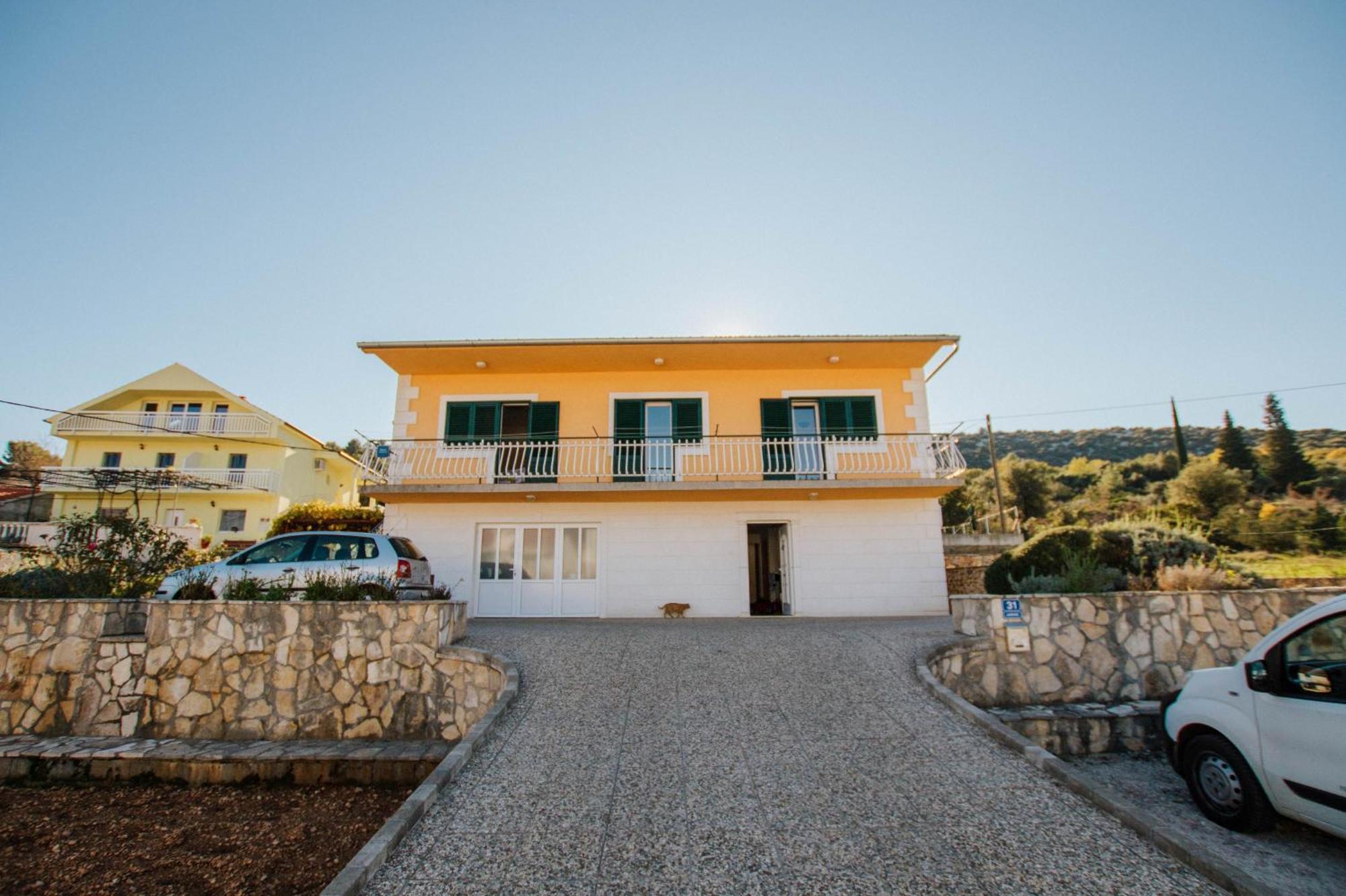Apartments With A Parking Space Marina, Trogir - 11554 Exterior photo